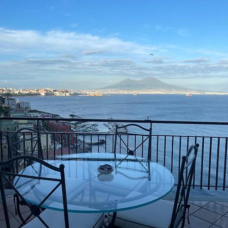 Apartamento Panoramico A Posillipo Nápoles Exterior foto