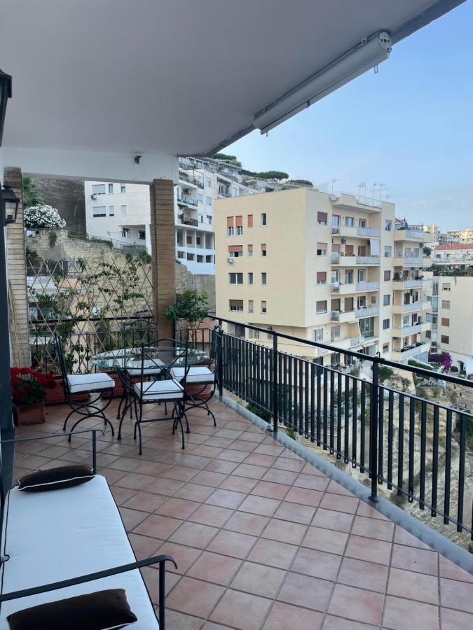 Apartamento Panoramico A Posillipo Nápoles Exterior foto