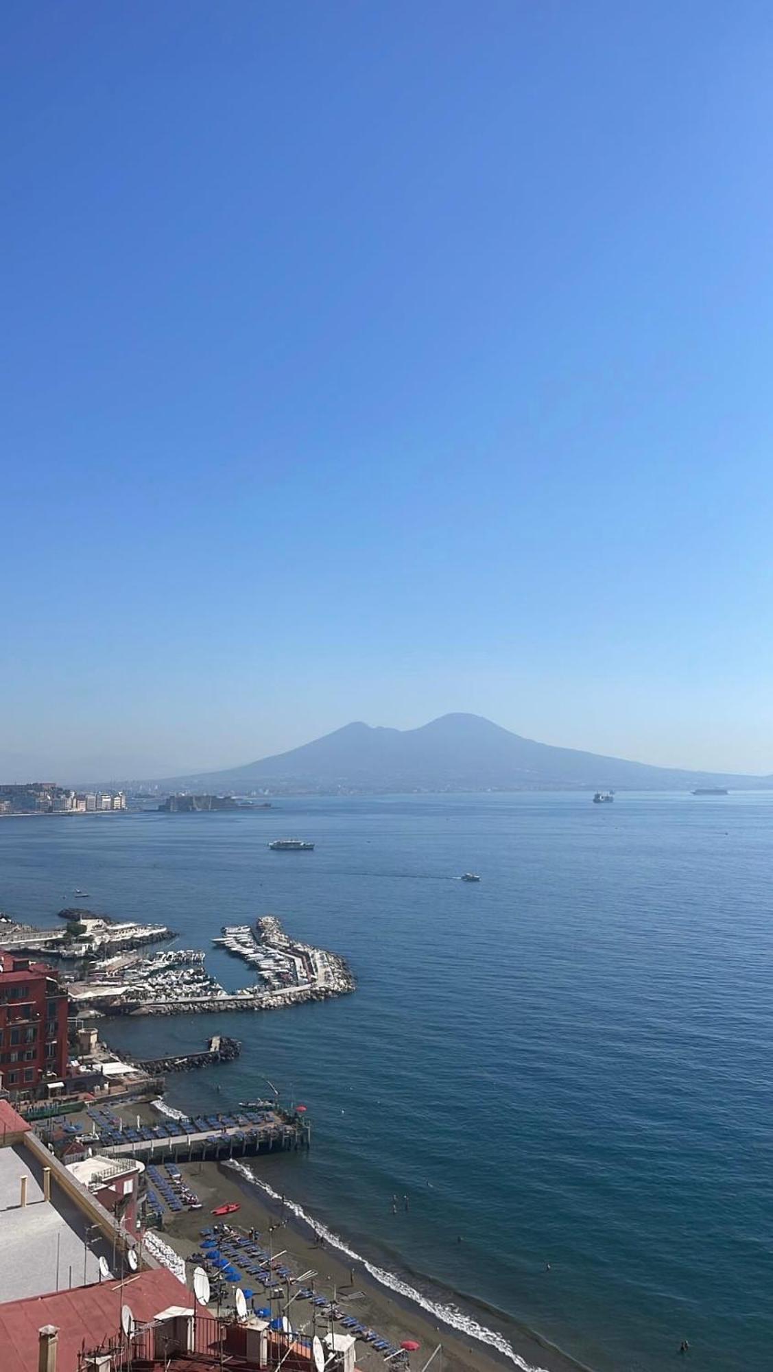 Apartamento Panoramico A Posillipo Nápoles Exterior foto